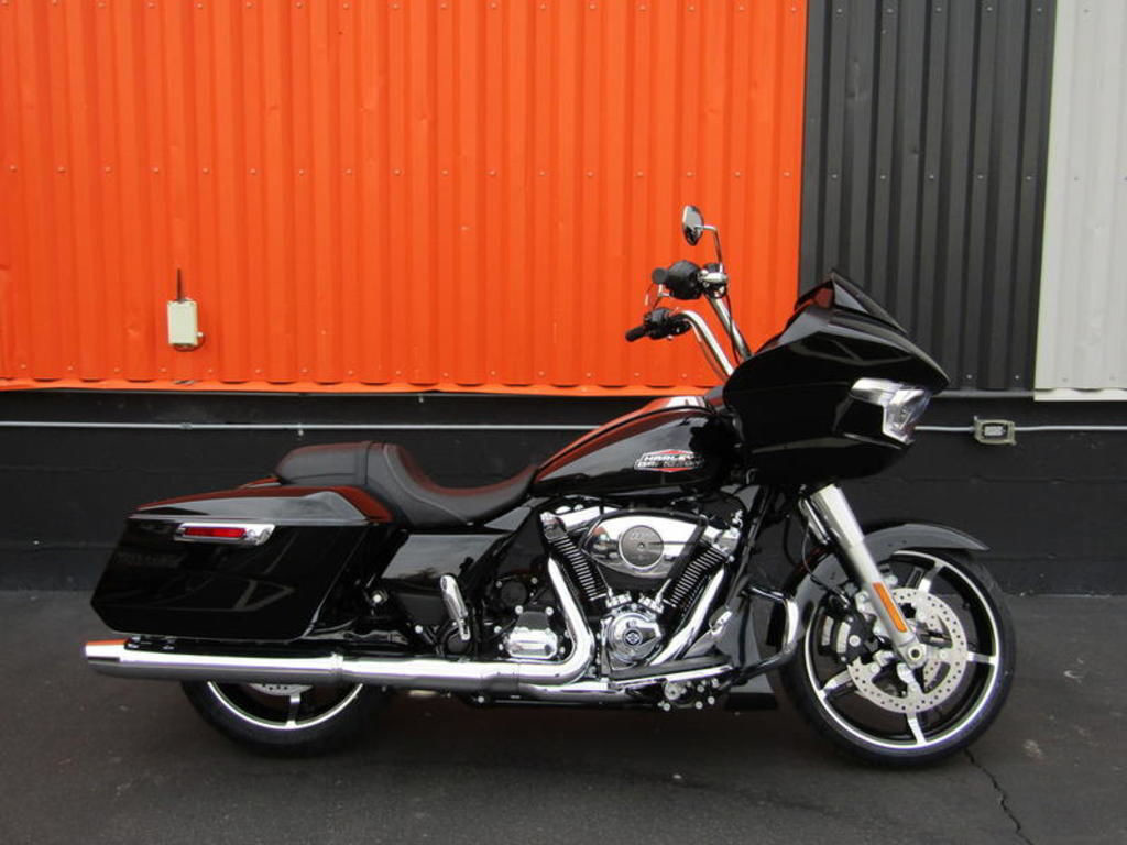 Road Glide®