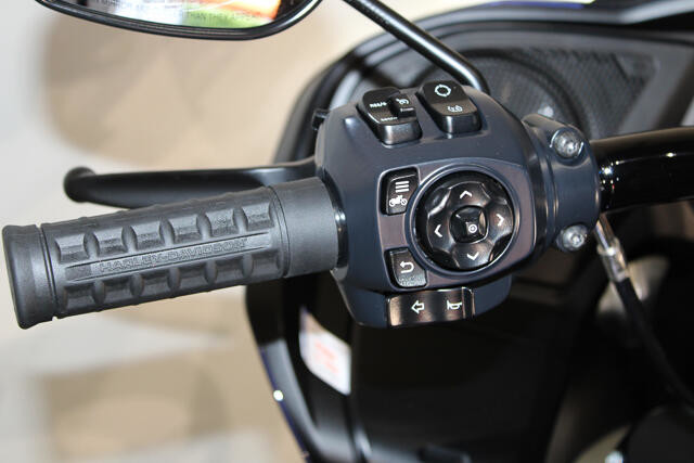Road Glide®