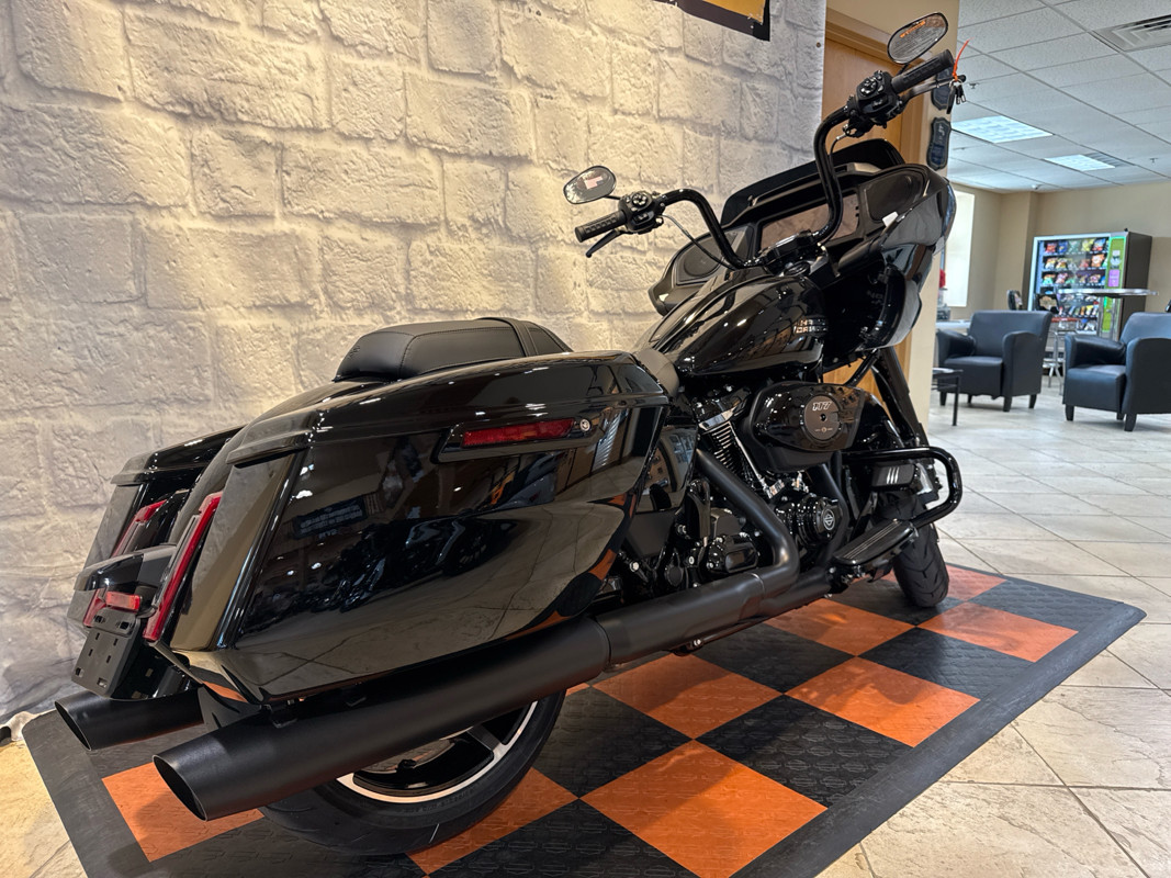 Road Glide®