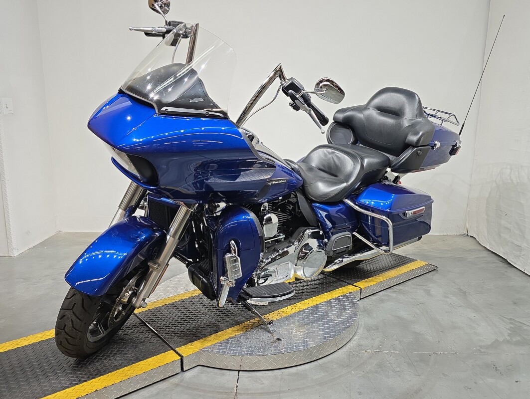 Road Glide® Ultra
