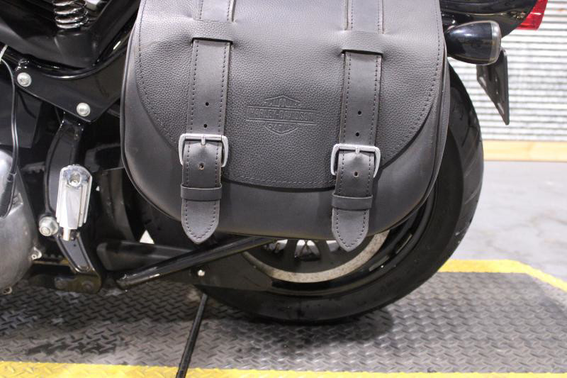 Softail® Cross Bones®