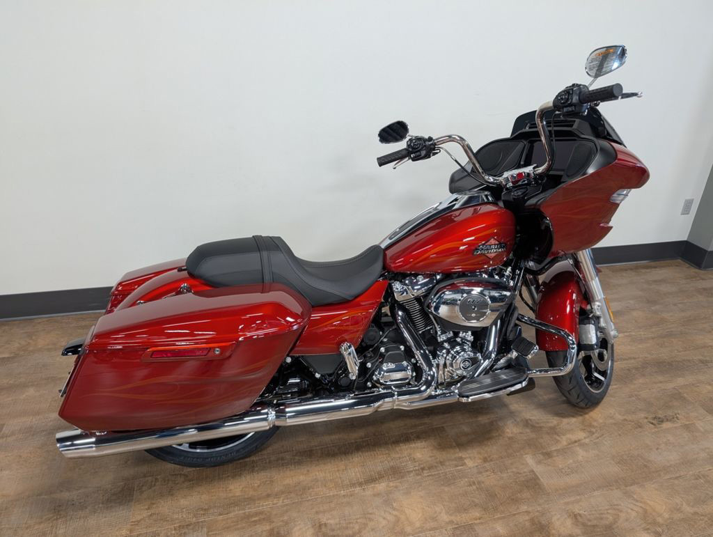 Road Glide®