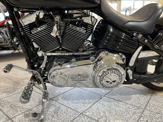 Softail® Rocker® C
