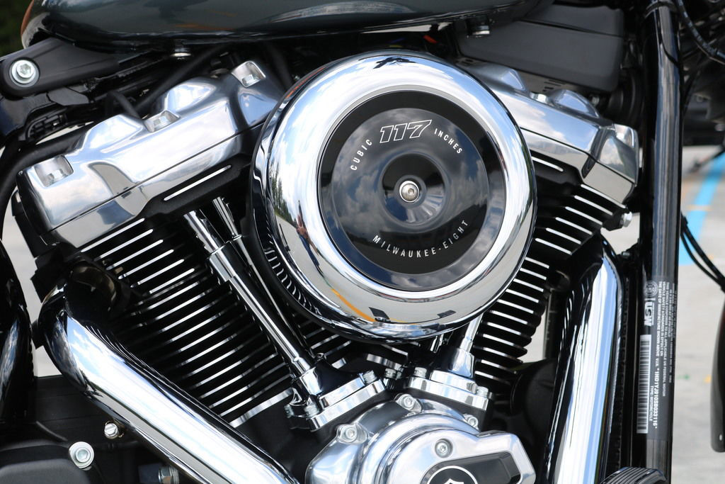 Street Bob®