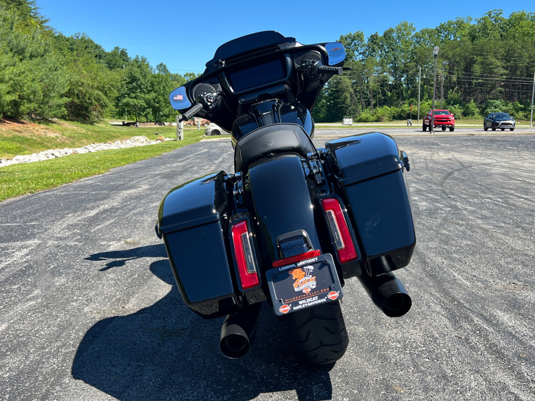 Street Glide®