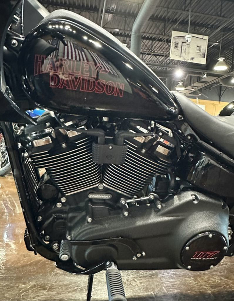 Low Rider® ST