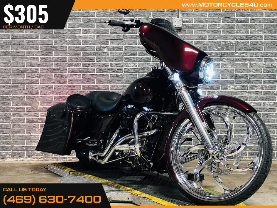 Street Glide®