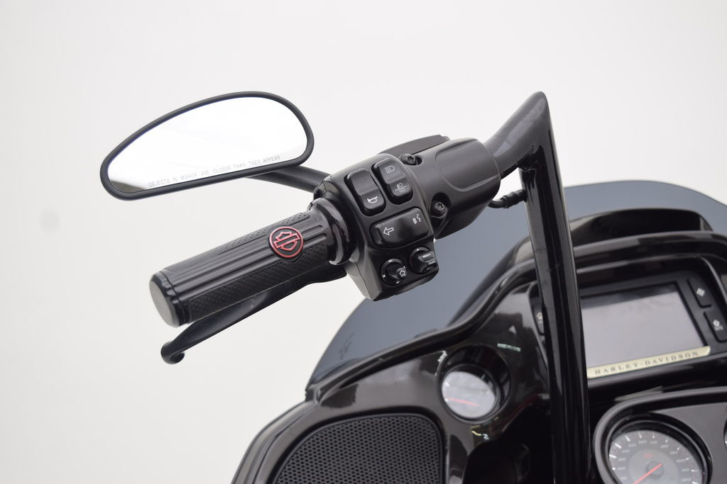 CVO® Road Glide®