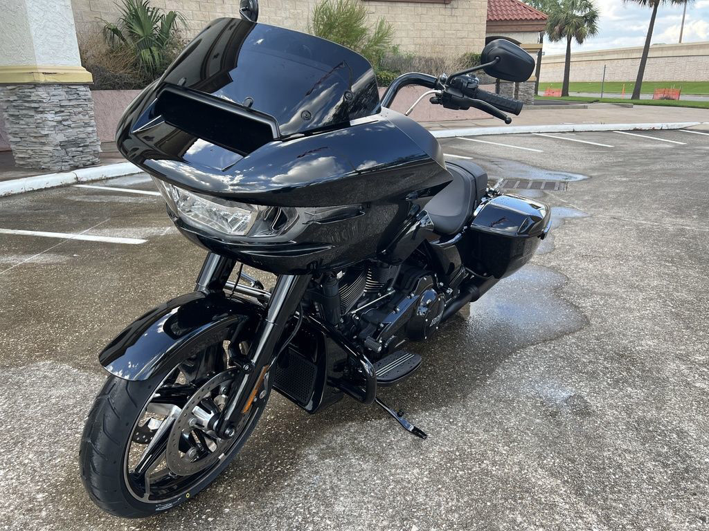Road Glide®