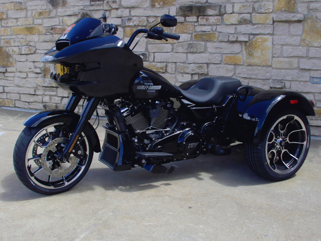 Road Glide® 3