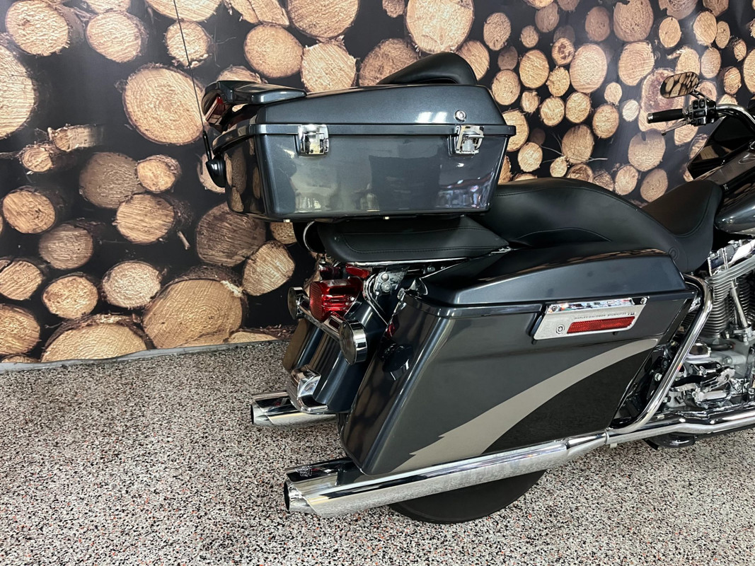 Road Glide®