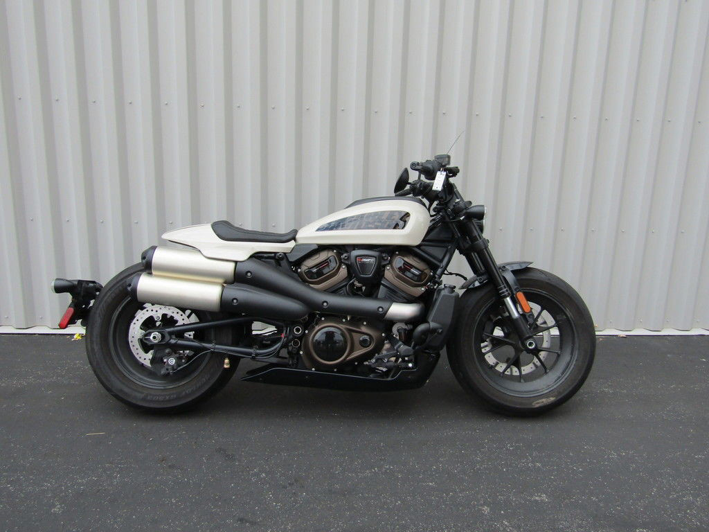 Sportster® S
