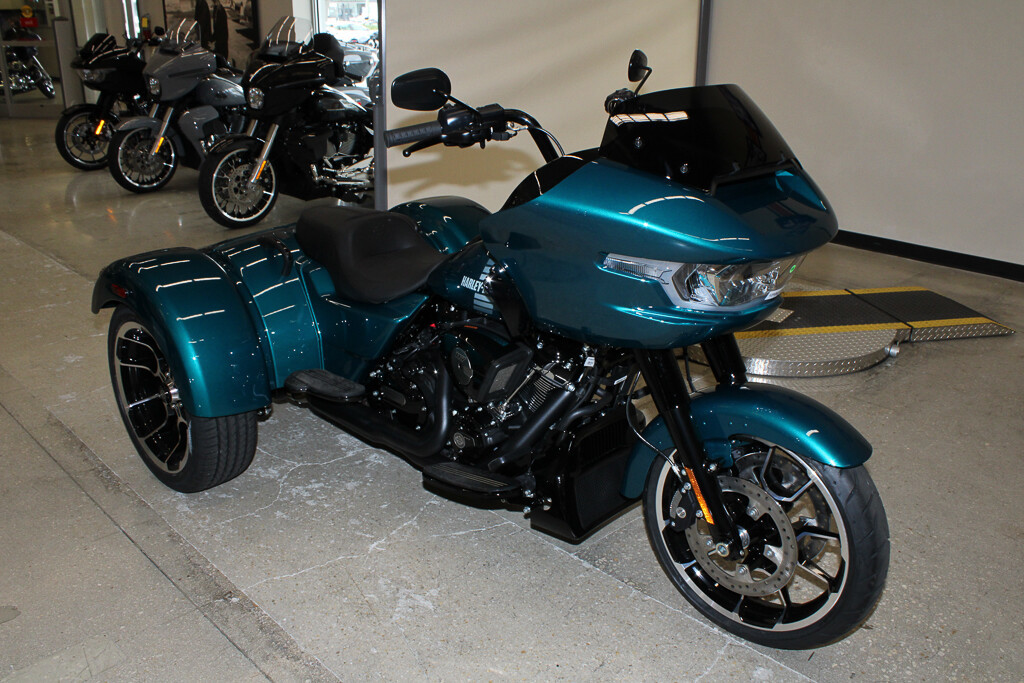 Road Glide® 3