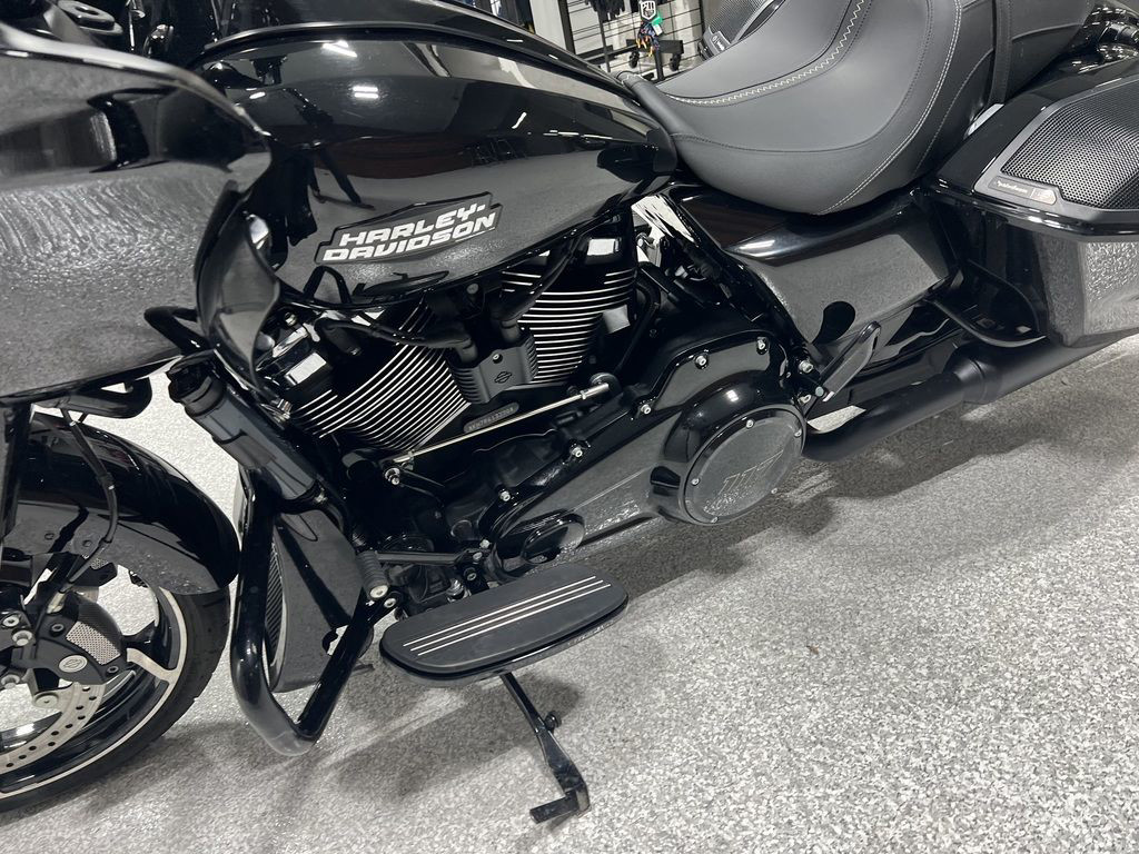 Road Glide®