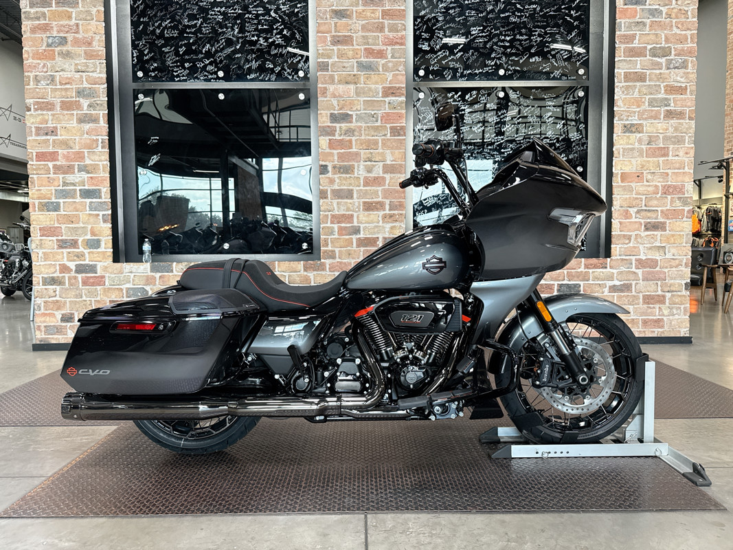 CVO® Road Glide®