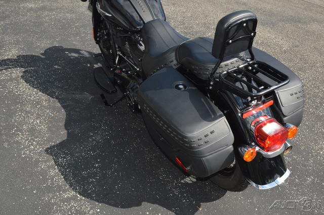 Softail® Heritage Classic 114