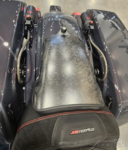 CVO® Street Glide® ST