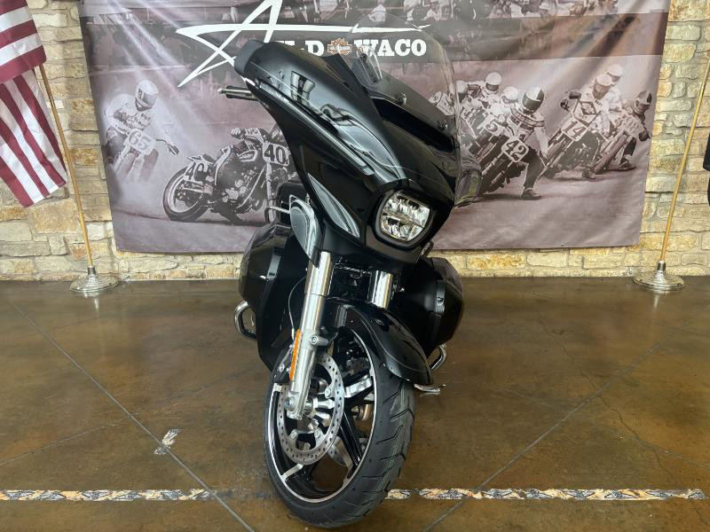 Street Glide® Ultra