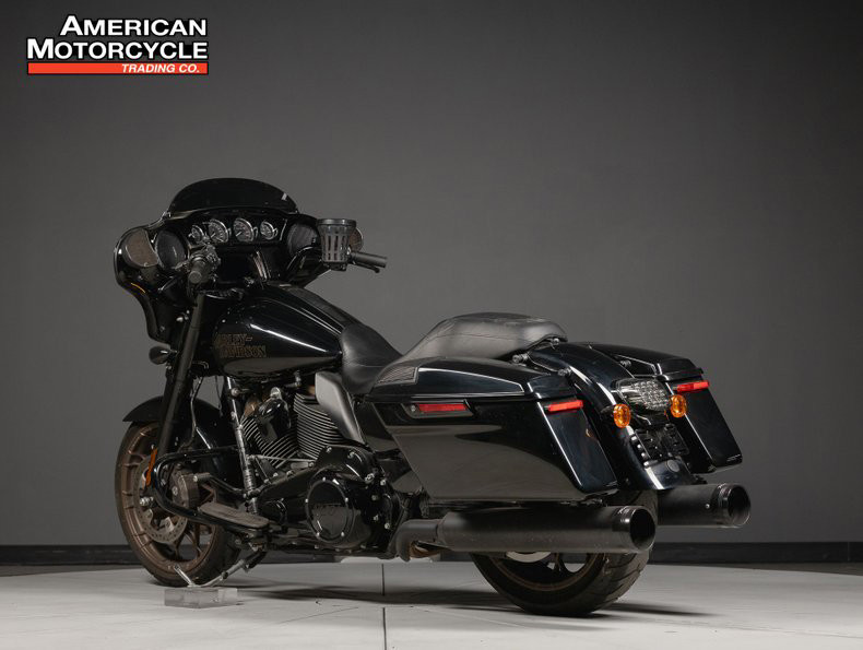 Street Glide® ST