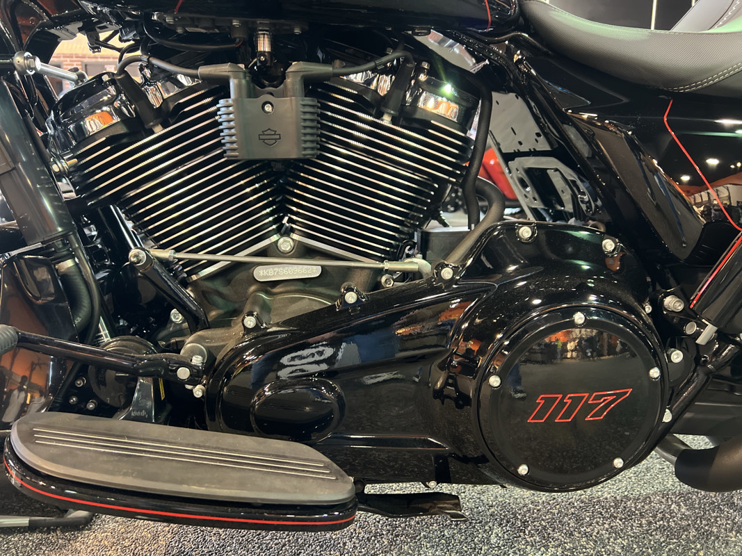 Street Glide®