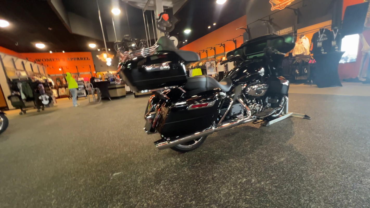 Street Glide® Ultra