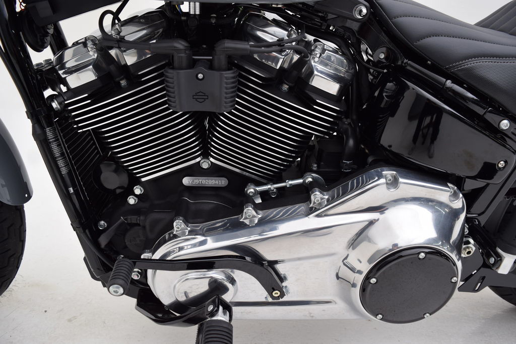 Street Bob®