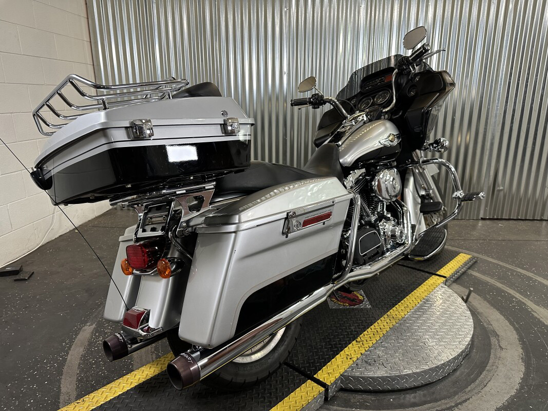 Road Glide®