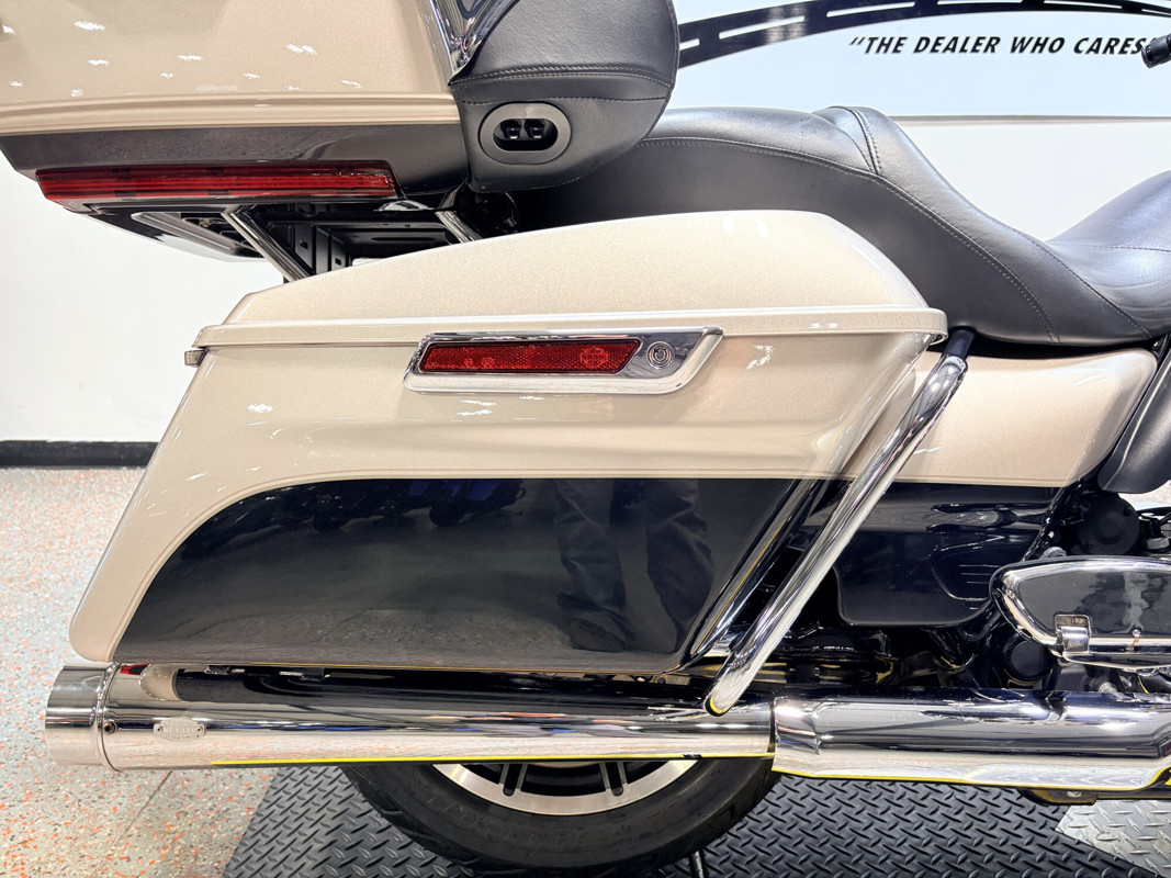Road Glide® Ultra