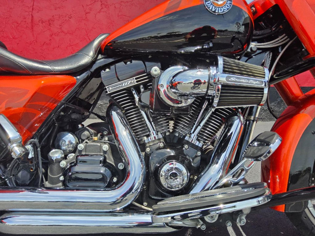 CVO® Road King®
