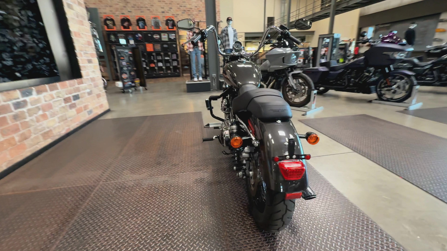 Sportster® 1200 Custom