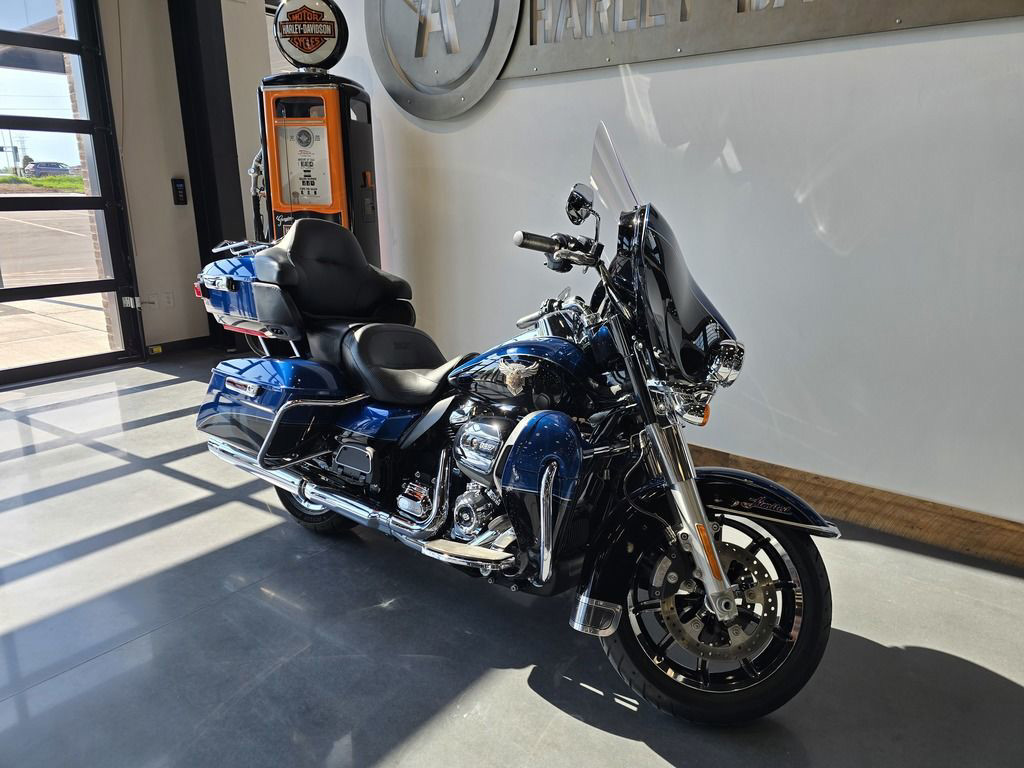 Electra Glide® Ultra® Limited 115th Anniversary