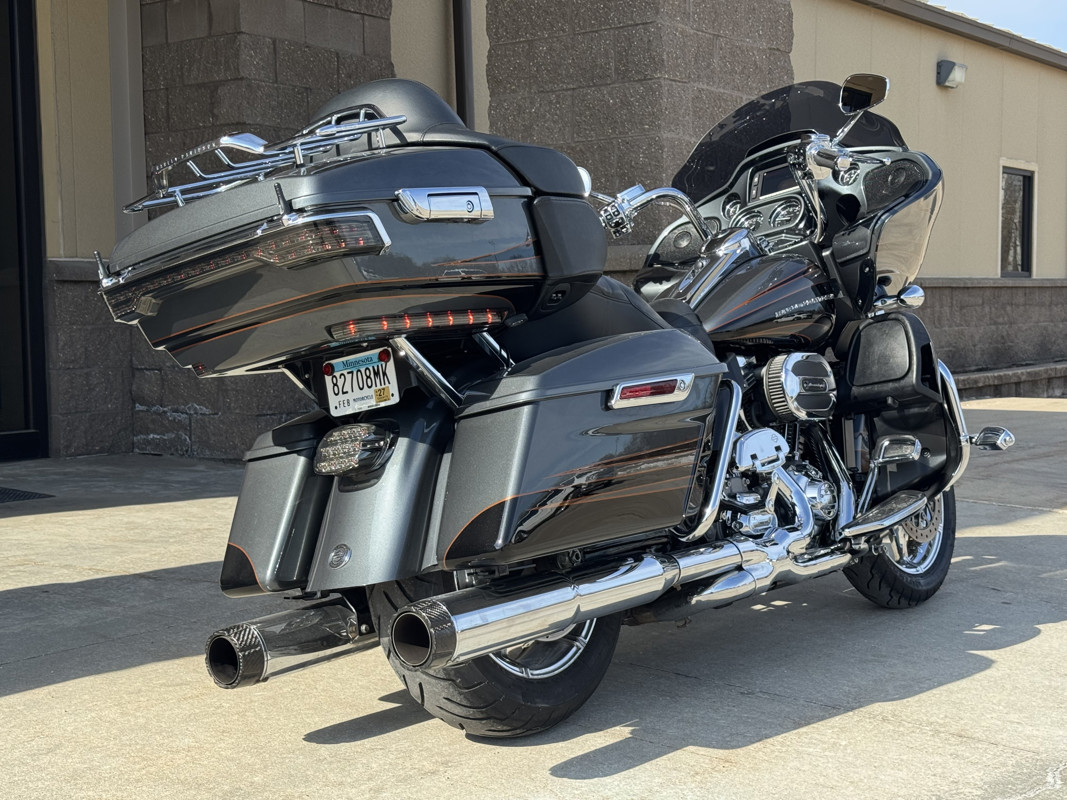 CVO® Road Glide® Ultra
