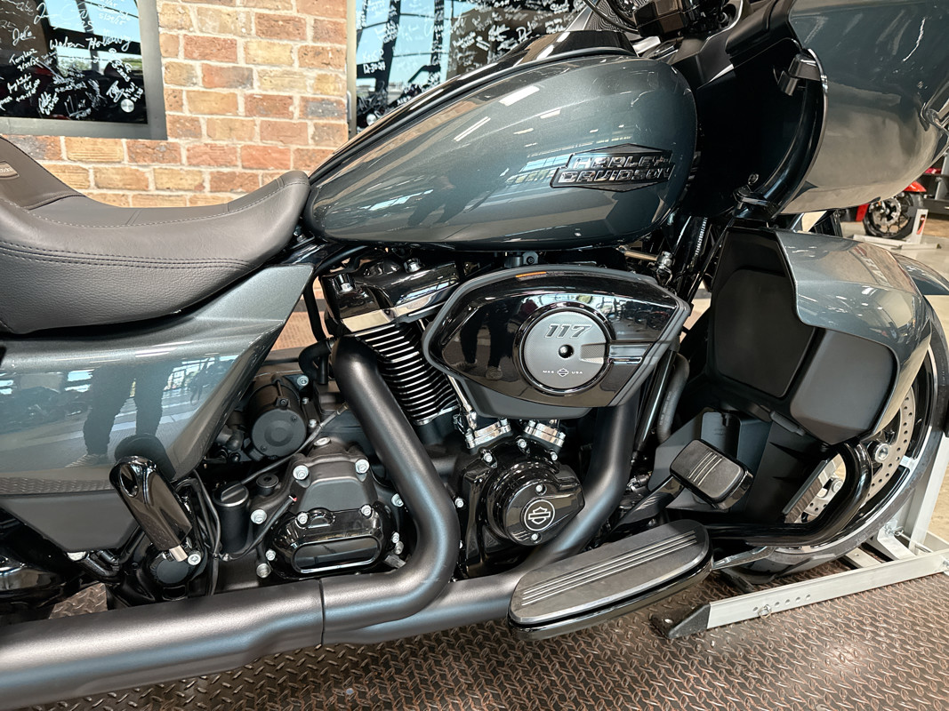 Road Glide®