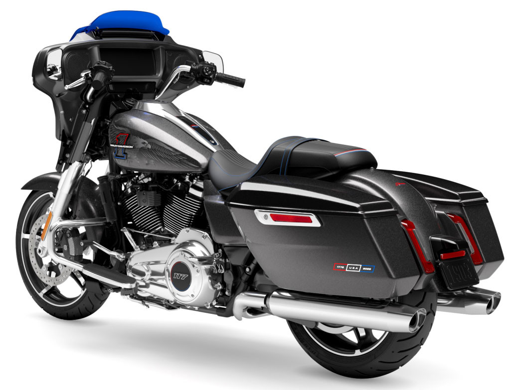 Street Glide®