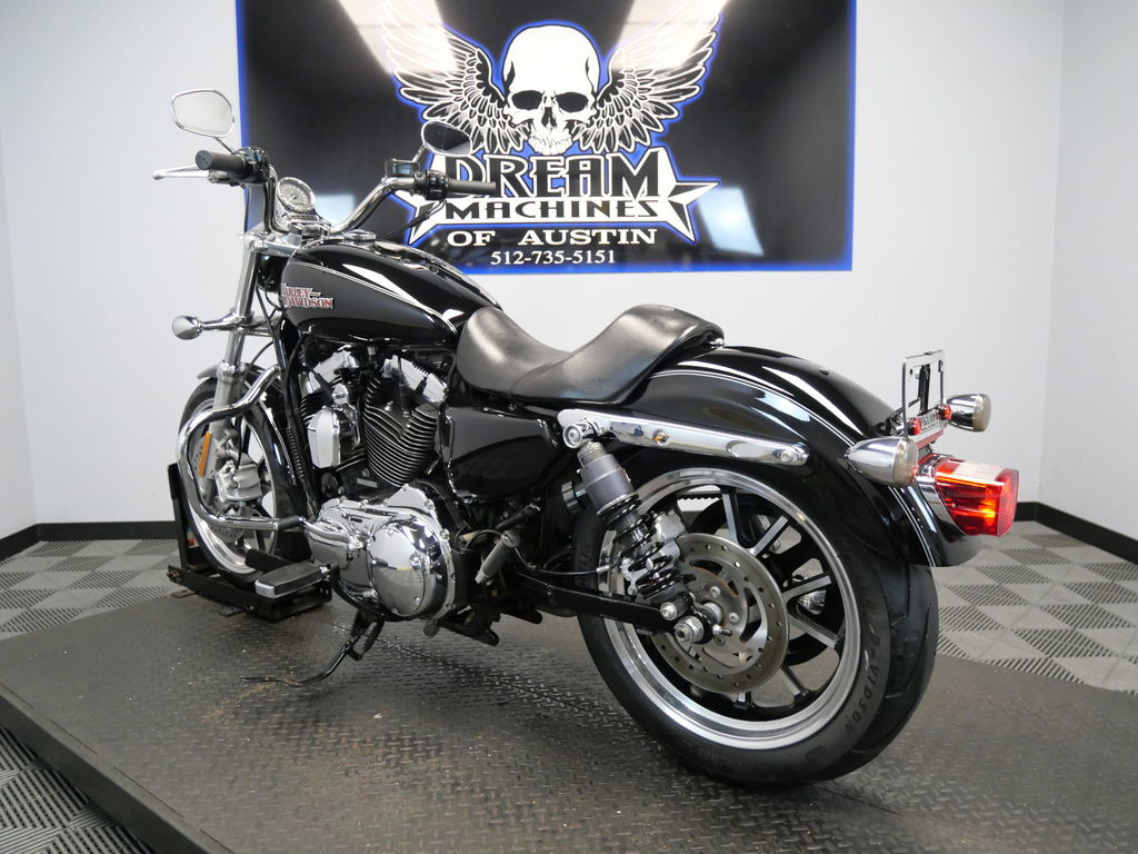 Sportster® SuperLow® 1200T