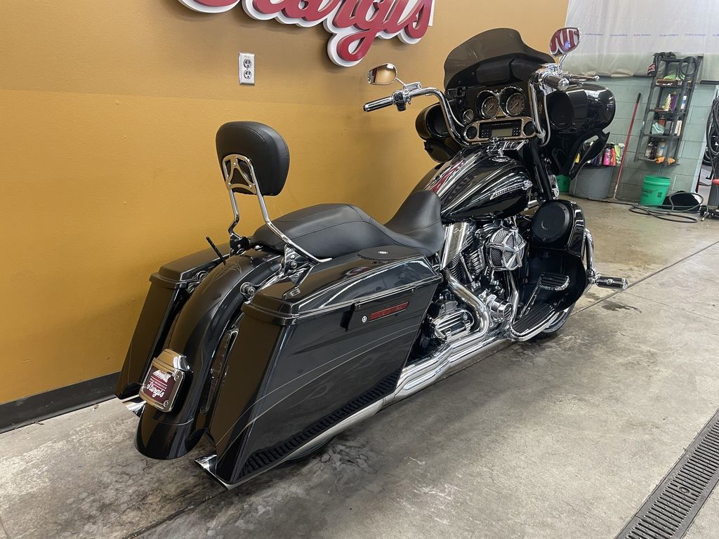 CVO® Street Glide®