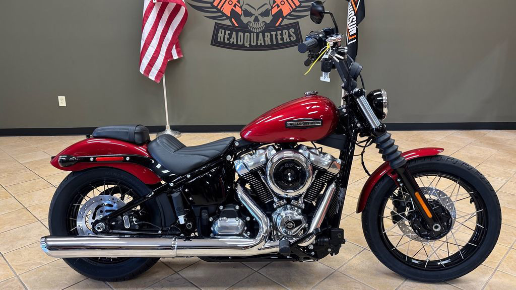 Street Bob®