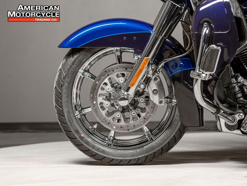 CVO® Road Glide® Ultra