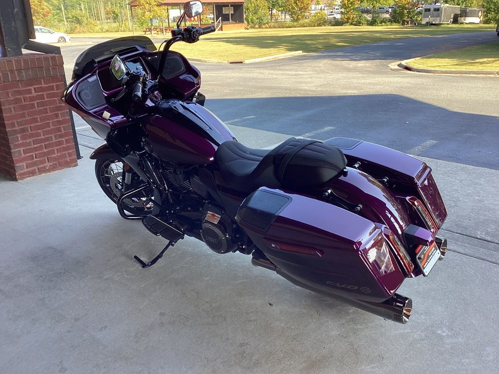 CVO® Road Glide®