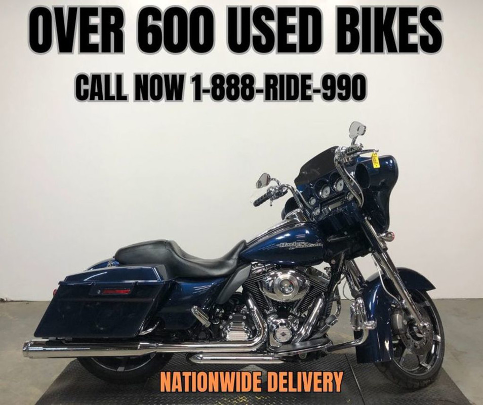 Street Glide®