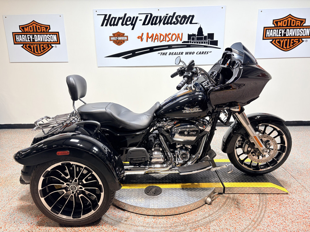 Road Glide® 3