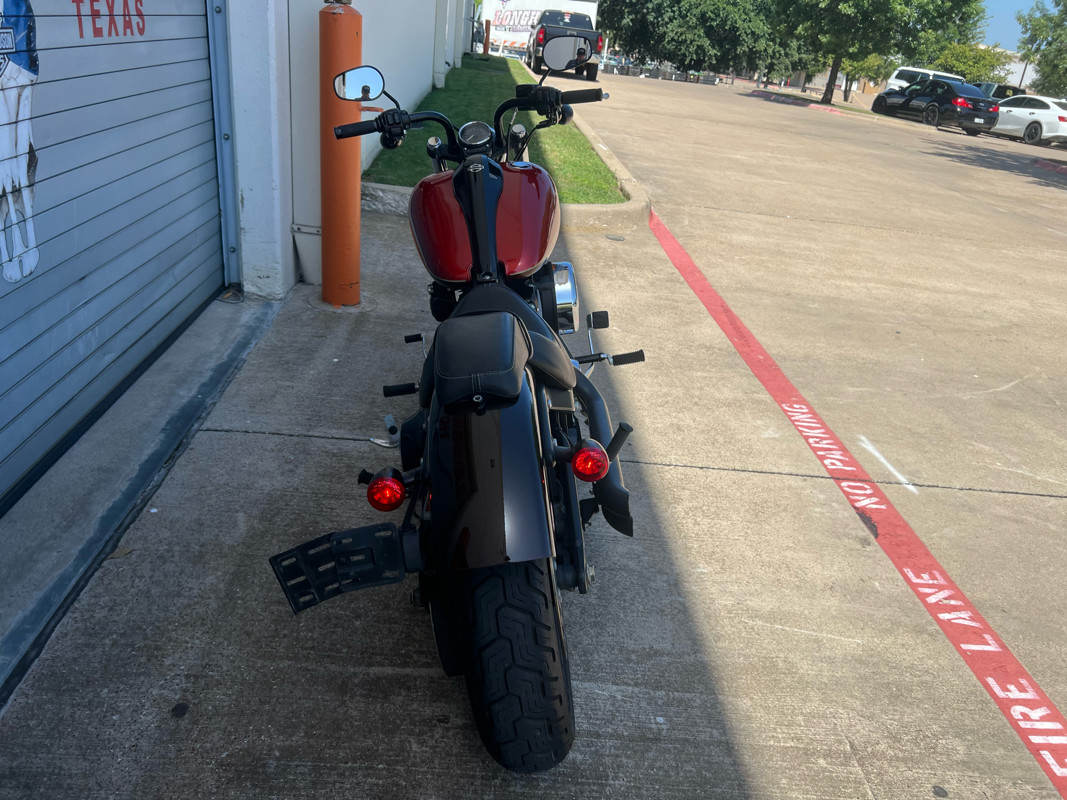 Softail® Blackline®
