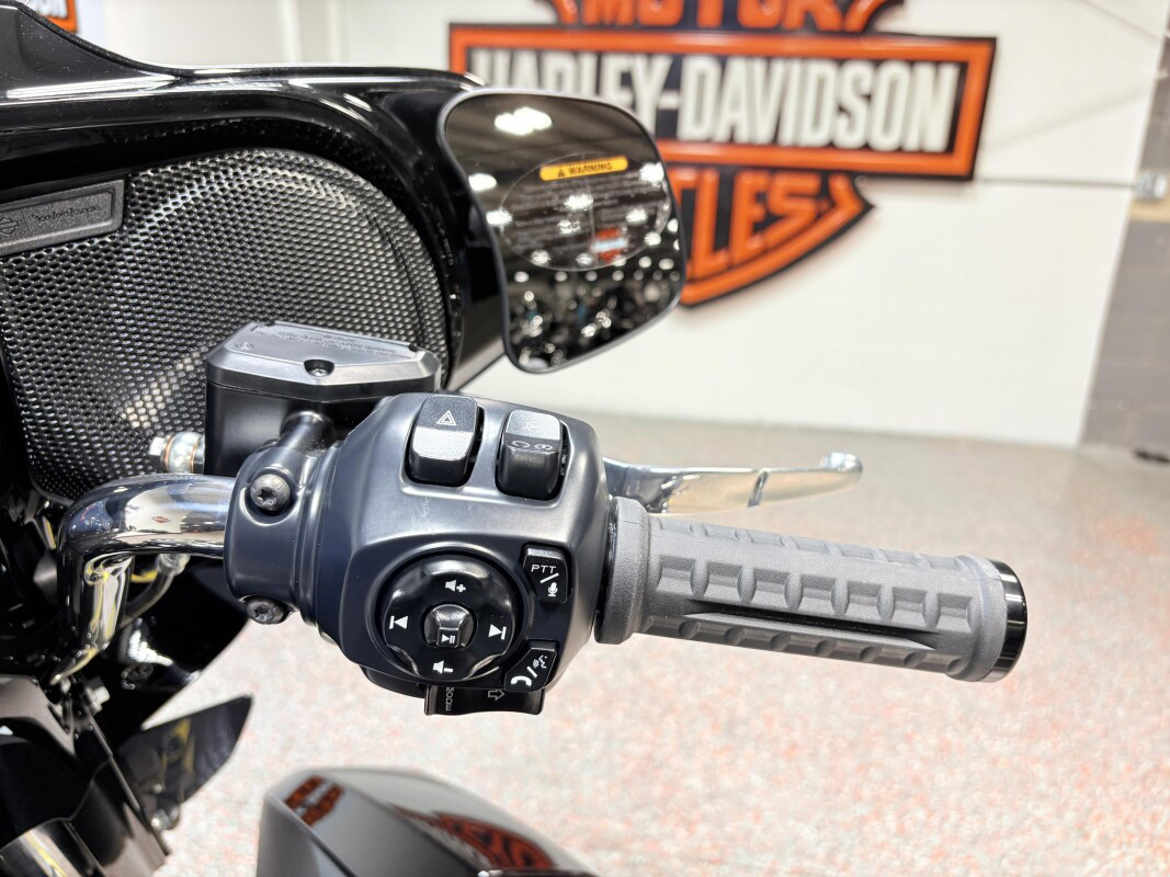 Street Glide® Limited