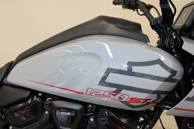 Pan America® 1250 ST