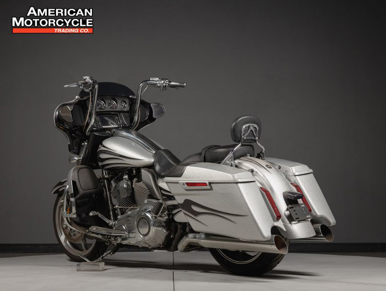 CVO® Street Glide®