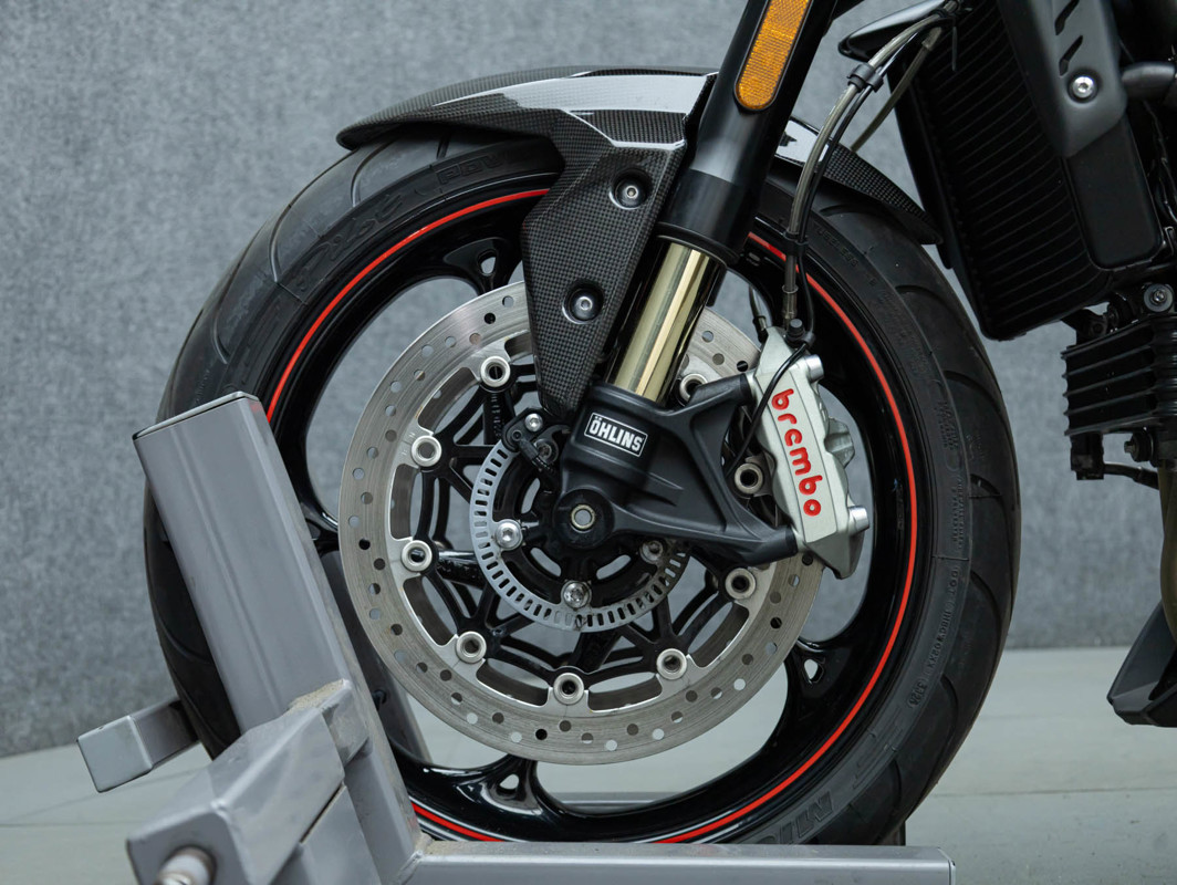 SPEED TRIPLE RS