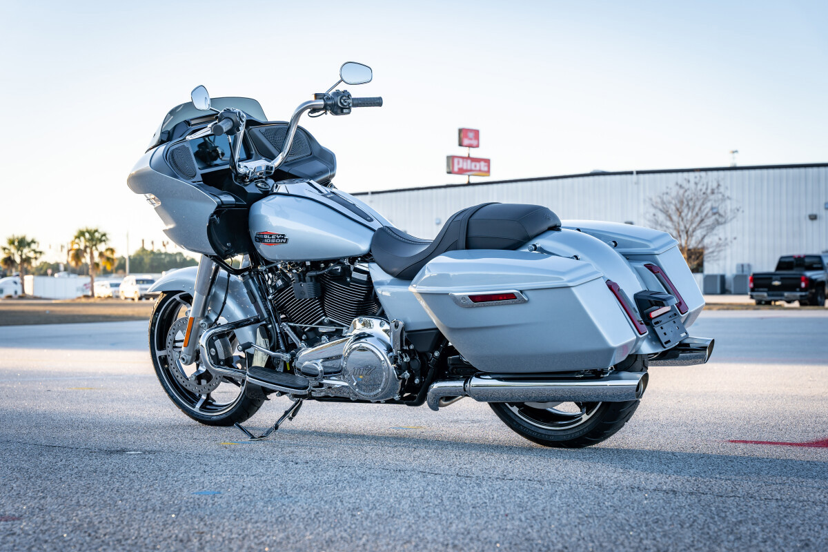 Road Glide®