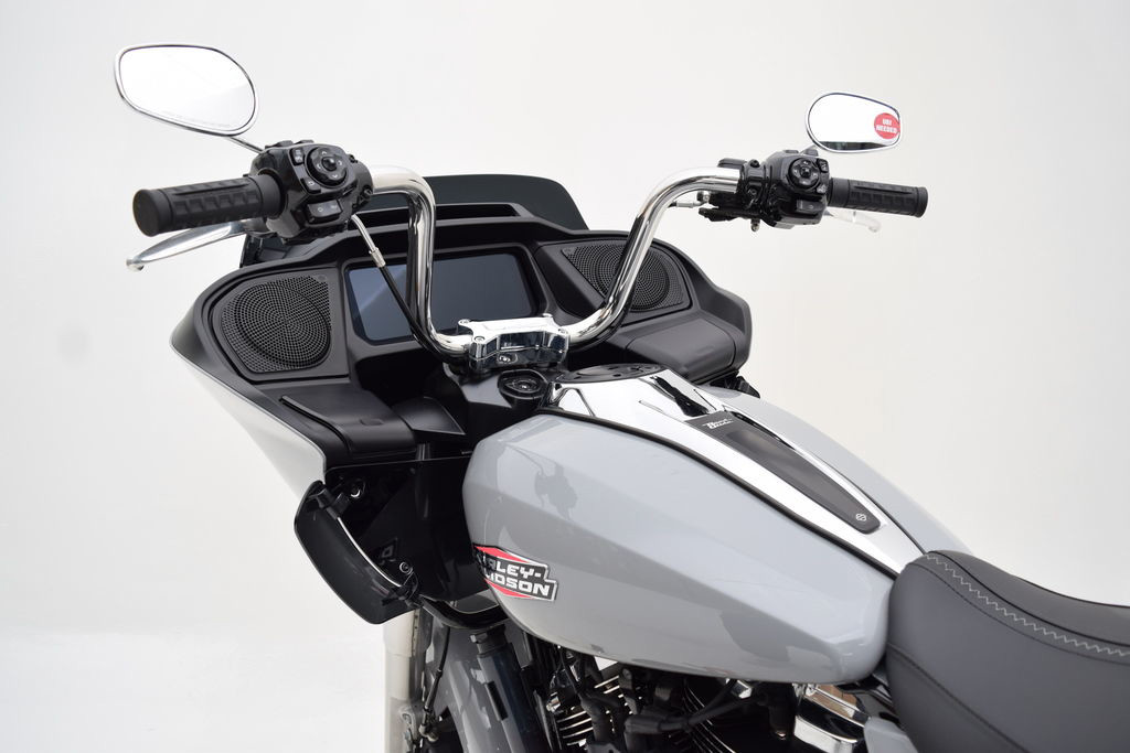 Road Glide®