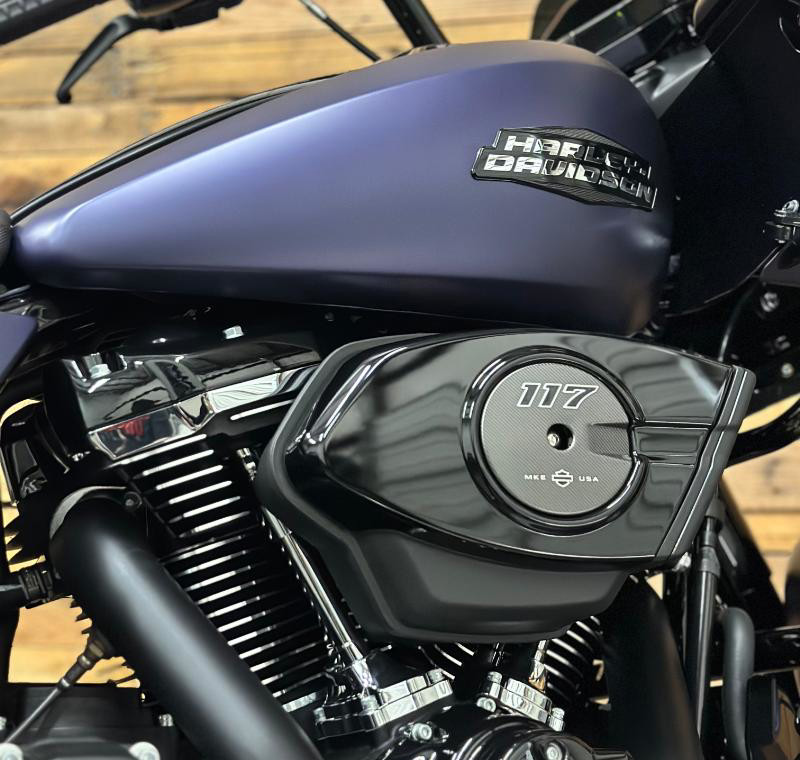 Road Glide®