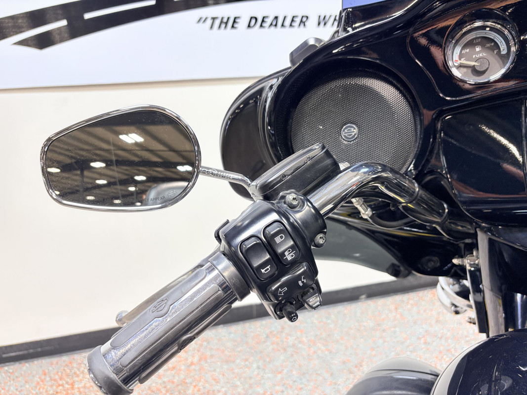 Electra Glide® Ultra Limited® Low